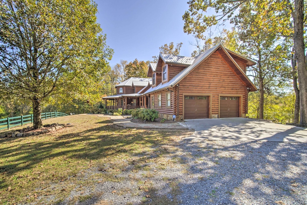Calhoun Cabin w/ River View + Wraparound Deck view 4