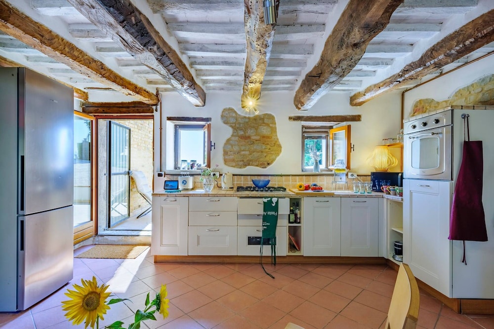 Casa Felicita 8 by Marche Holiday Villas
