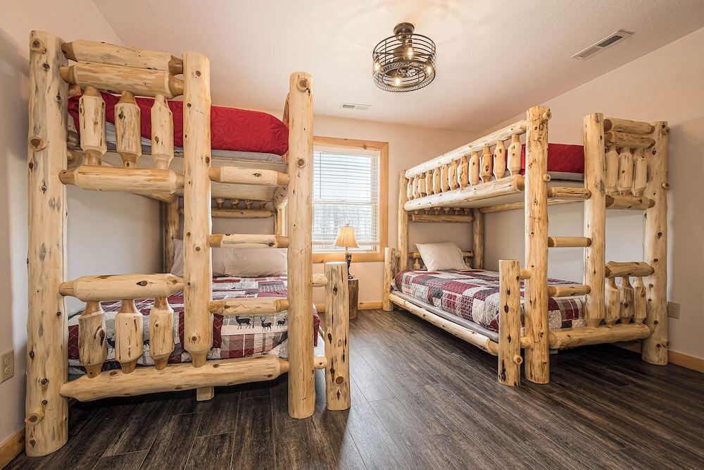 JCS Mountain Villa