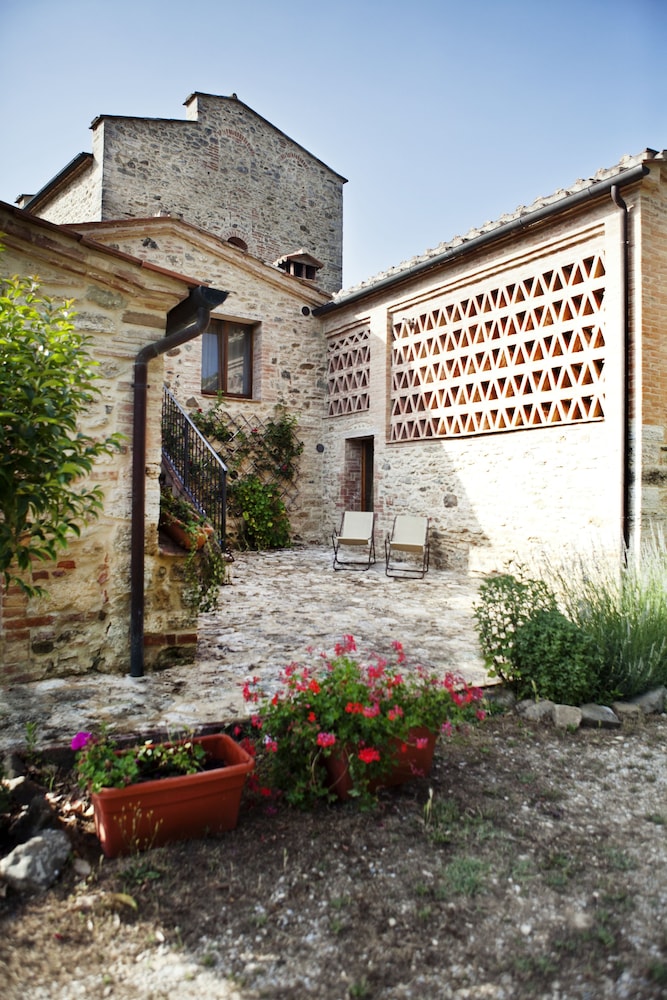 Photo 45