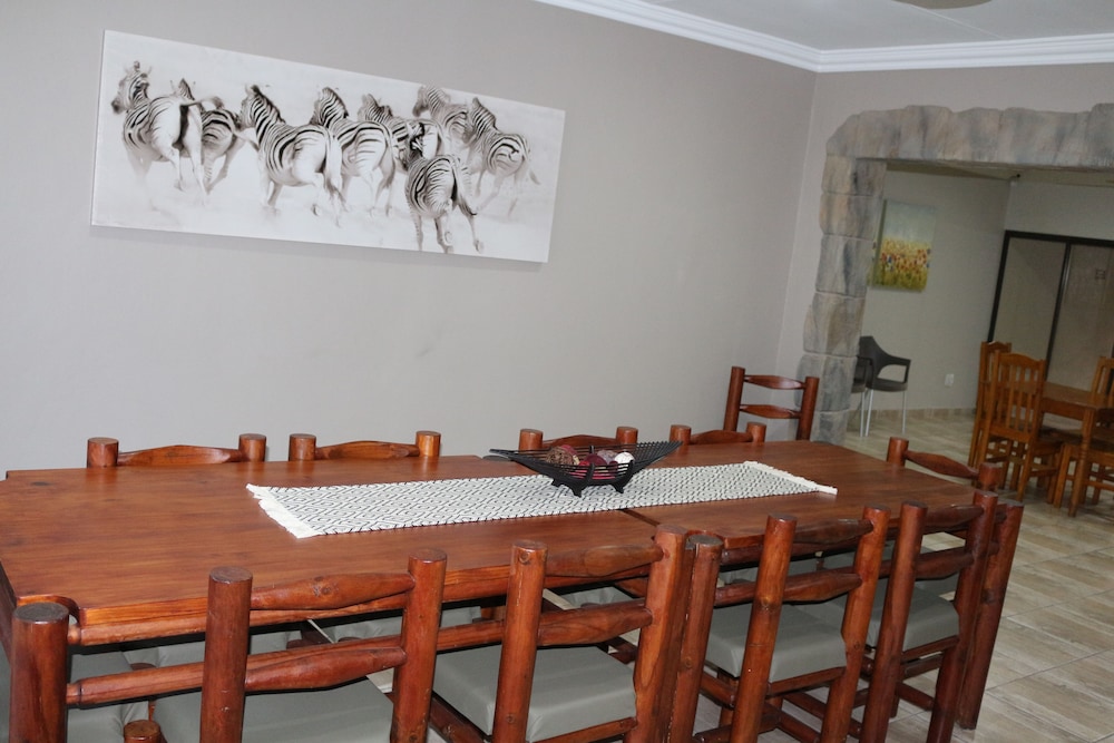 Hummingbirds Nest Guesthouse