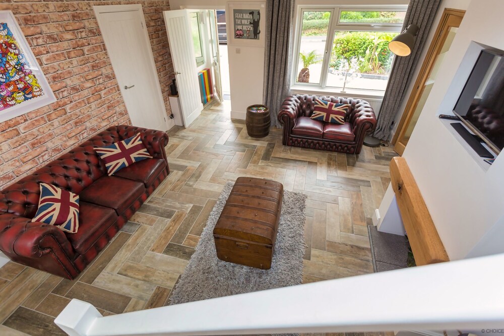 Braunton Hazel House 4 Bedrooms view 2