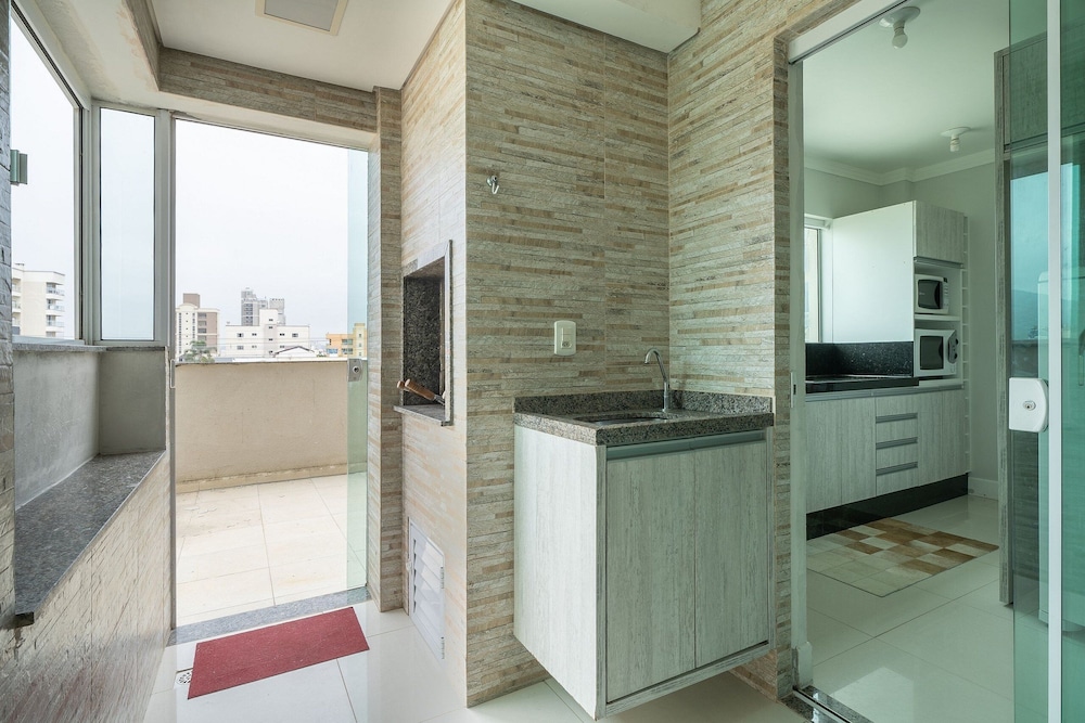 Apartment w/ Barbecue, Close to the Beach Ibl103