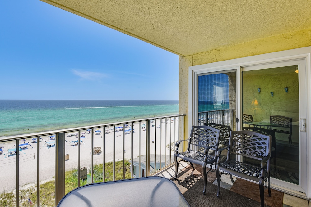Beach & Pool Access: Regency Towers Condo in Pcb!
