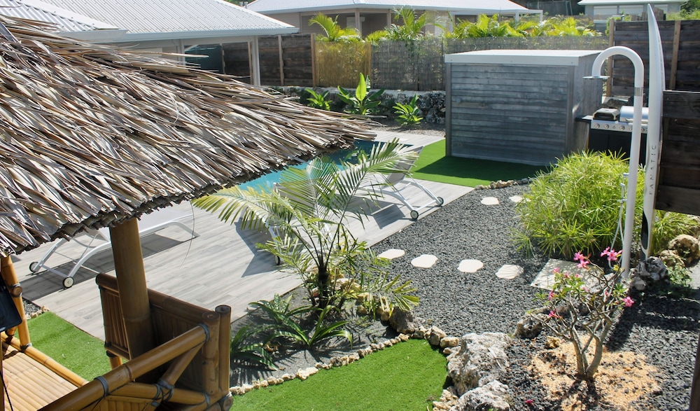 Nakolodge 3 chambres -piscine / jardin privés view 4