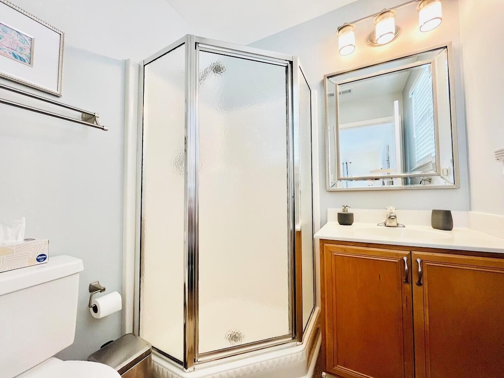 Simonton Court 20256