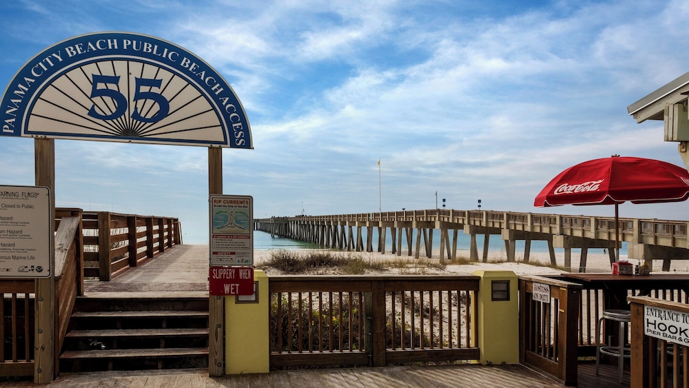 Beachside Stay w/ Pool & Beach Access + Free Attraction Tickets!