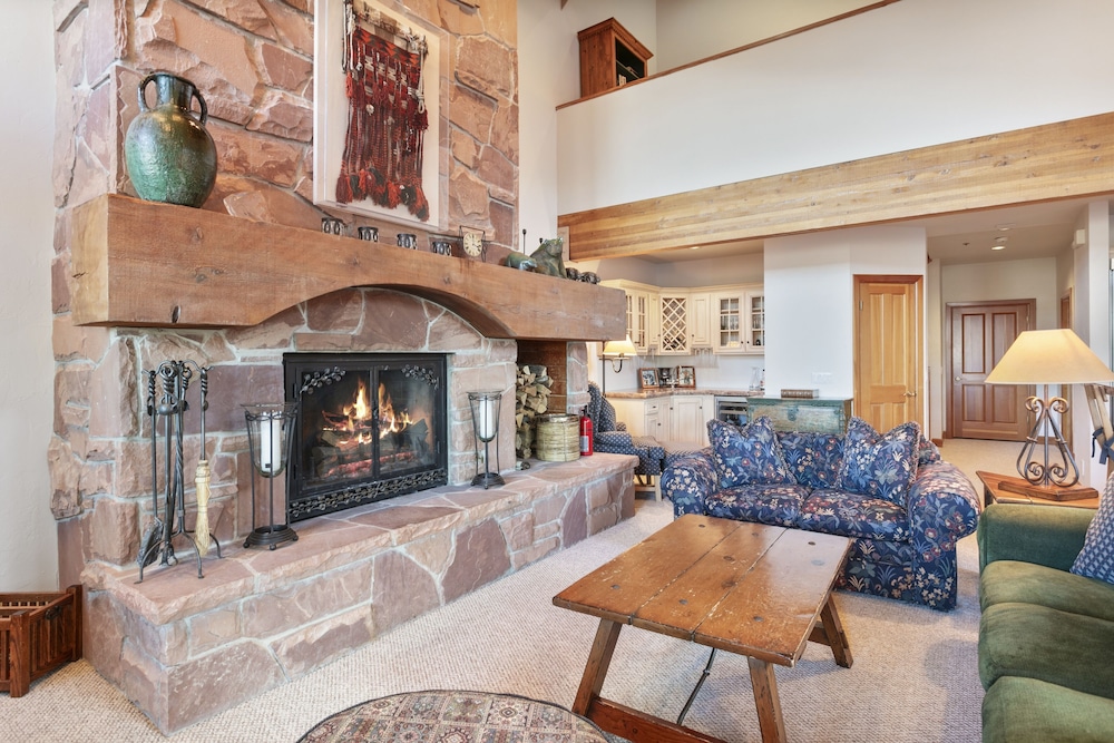 Stag Lodge At Deer Valley Resort - 4 Bed - Spa #37 4 Bedroom Condo