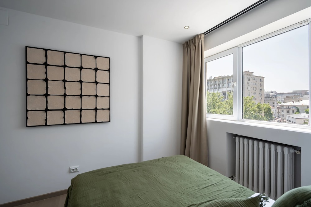 Grand 3BR Near Athenaeum Calea Victoriei