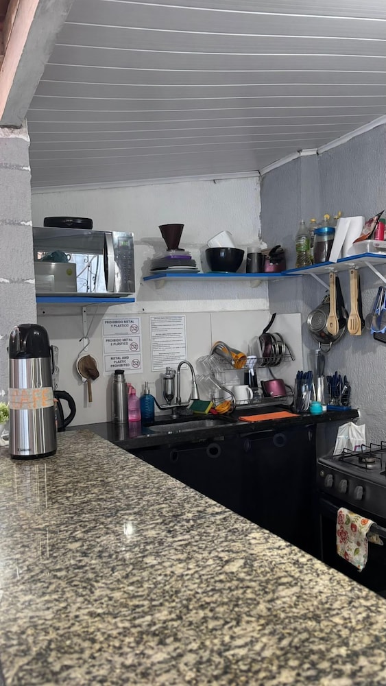 Primos Hostel & House