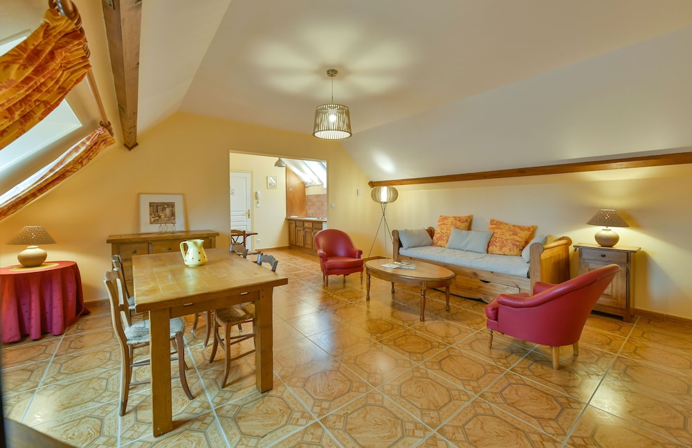 Le clos champagnac at Hotel Golf Chateau de Chailly