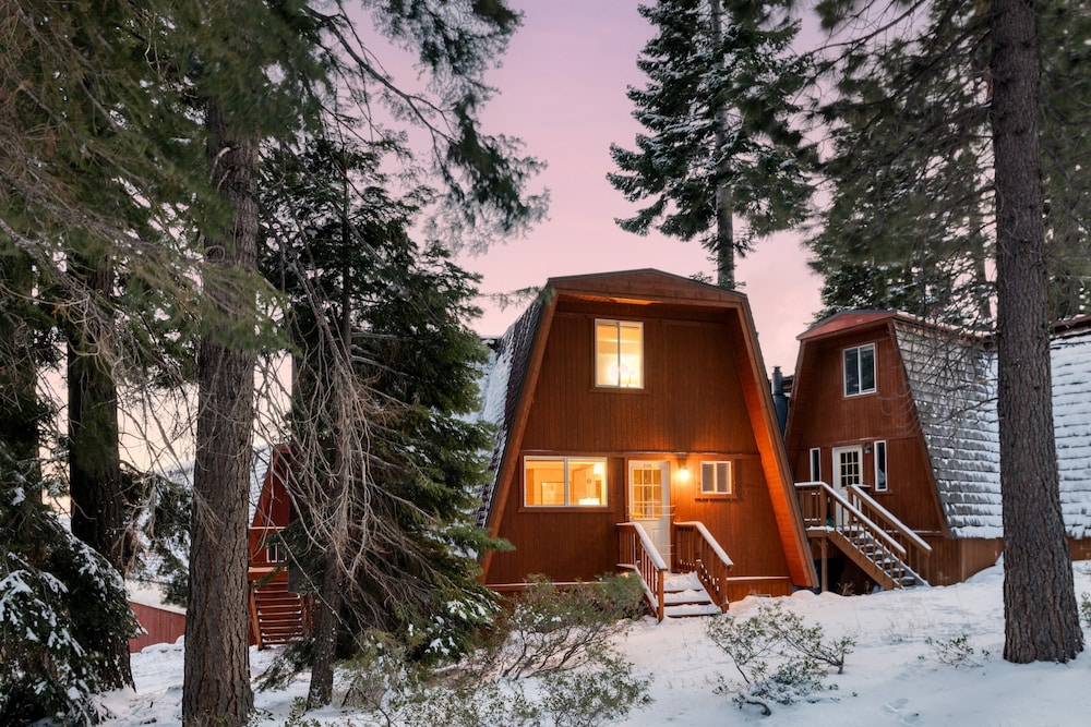 Chickaree by Avantstay A-frame w/ Mountain Views - Property Image 4