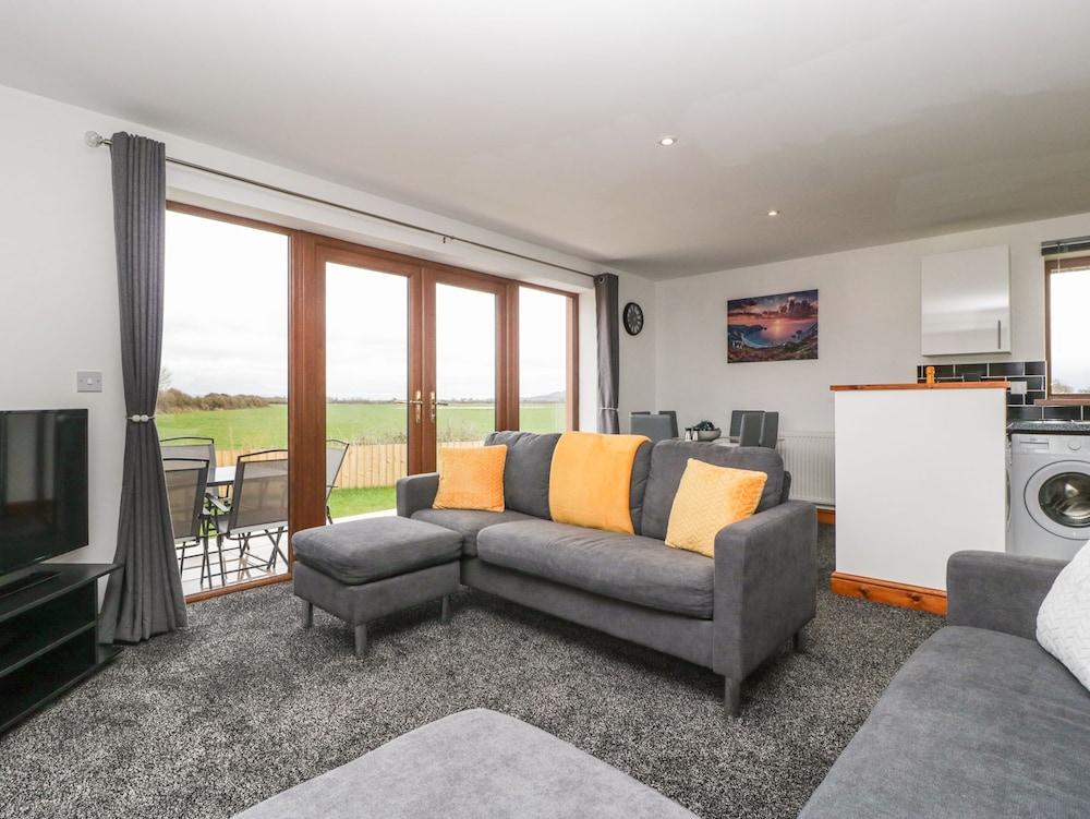 Delphine Lodge, Meadow View Lodges