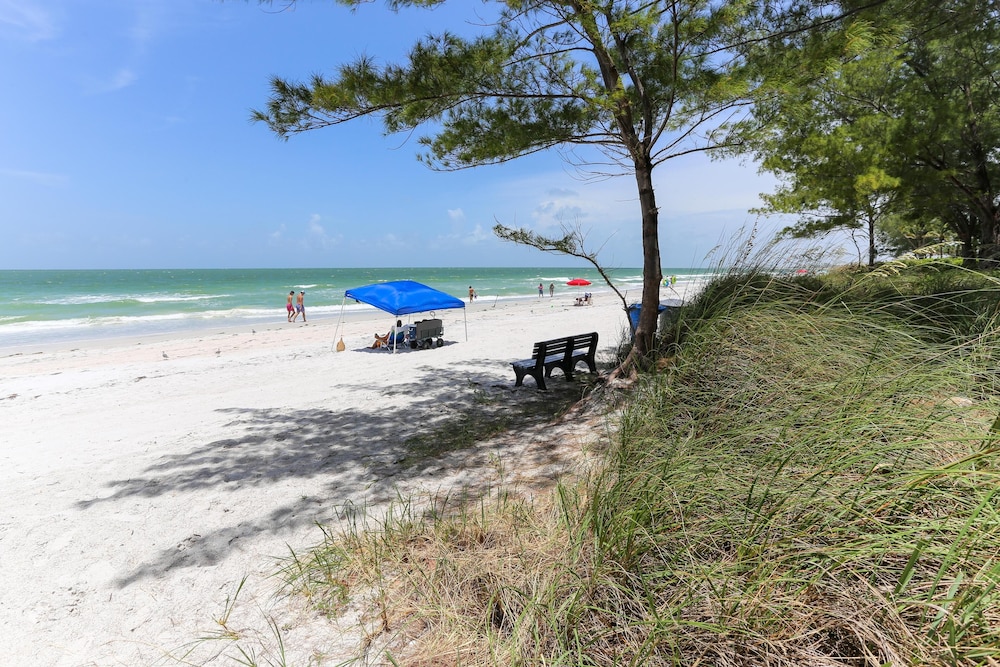 Sunset Beach House 3BR