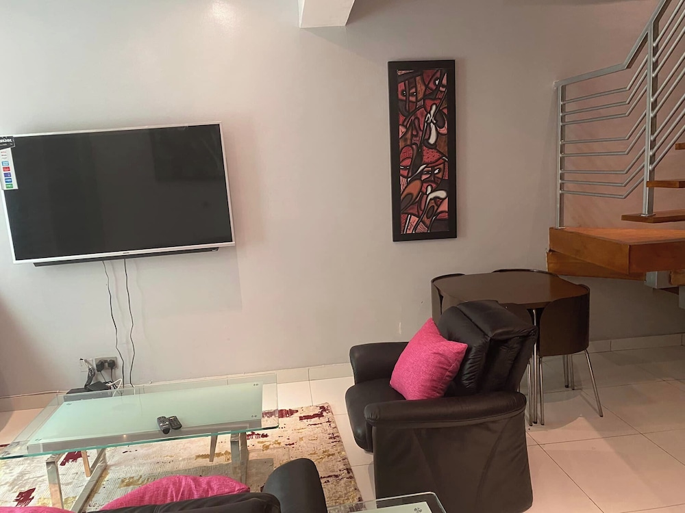 Souz Suites and Apartments