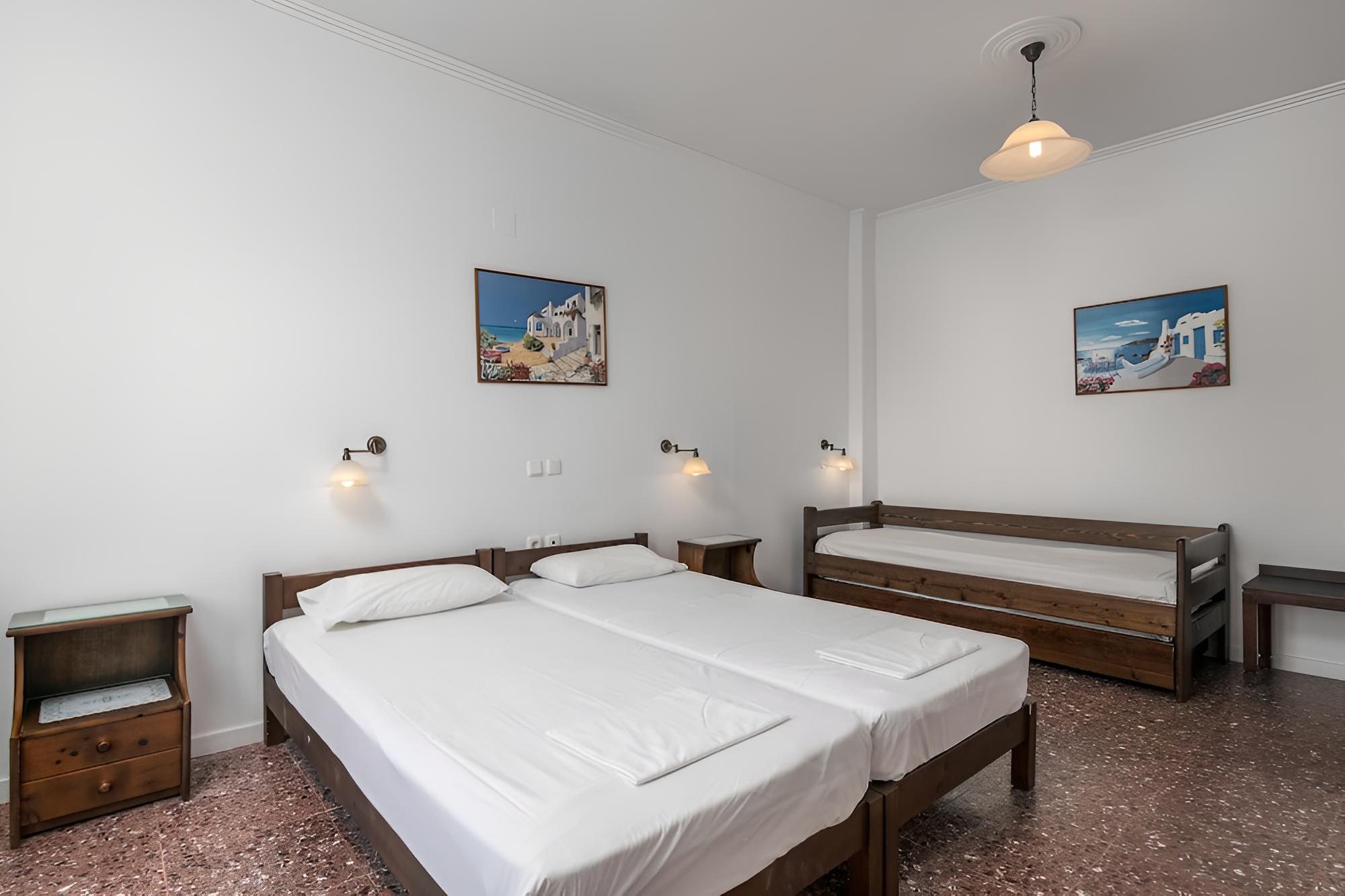 Tilemachos Rooms & Studios