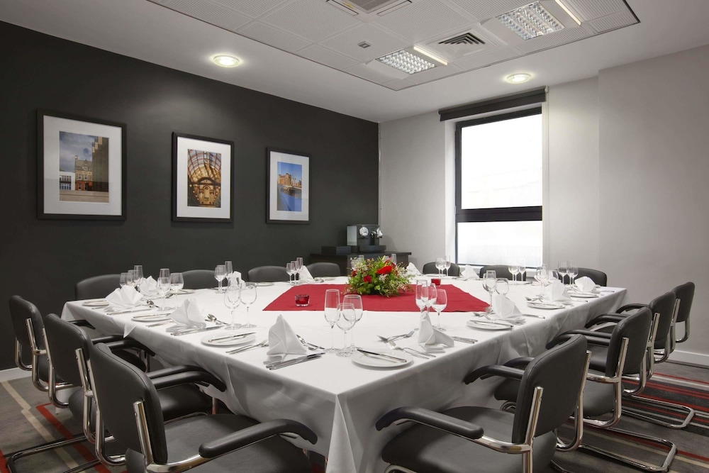 Gateshead Vacations - Ramada Encore by Wyndham Newcastle-Gateshead - Property Image 1