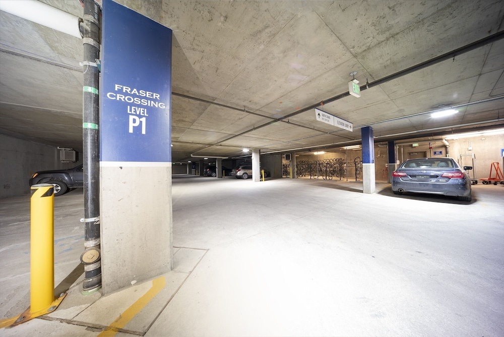 Founders Pointe 1 bedroom Condo by RedAwning