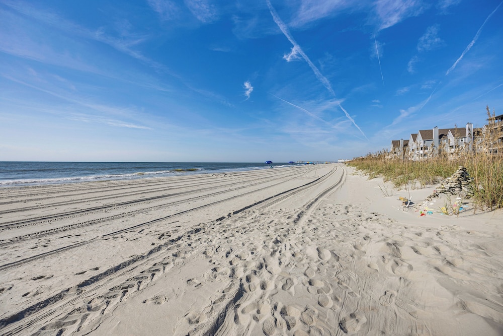 Oceanfront Home w/ Deck & Views in Surfside Beach!