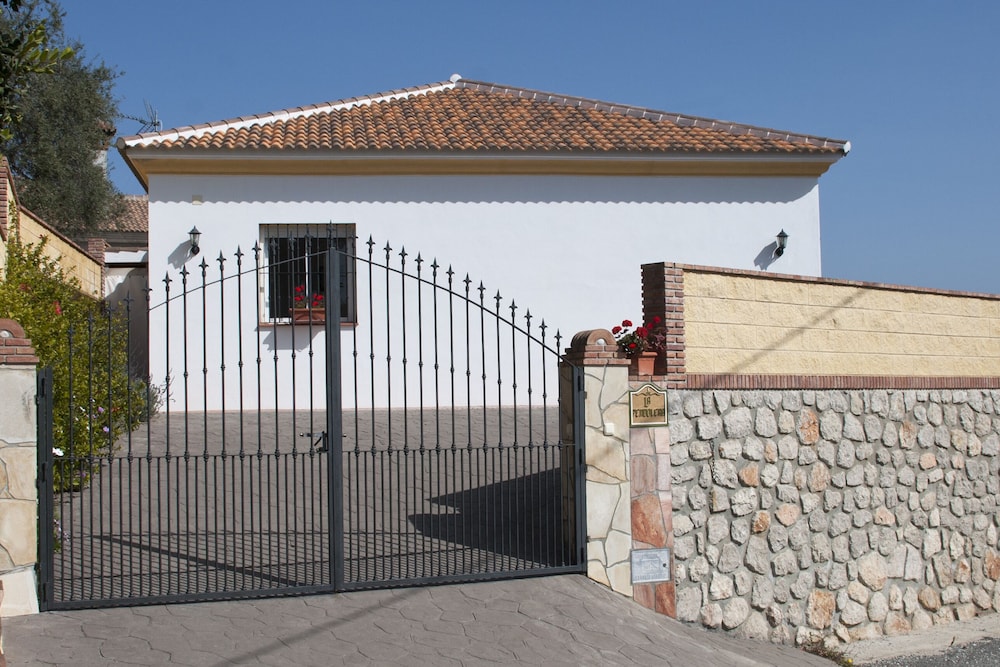 Holiday Home With Private Pool Near Andalusian Village Comares, Malaga