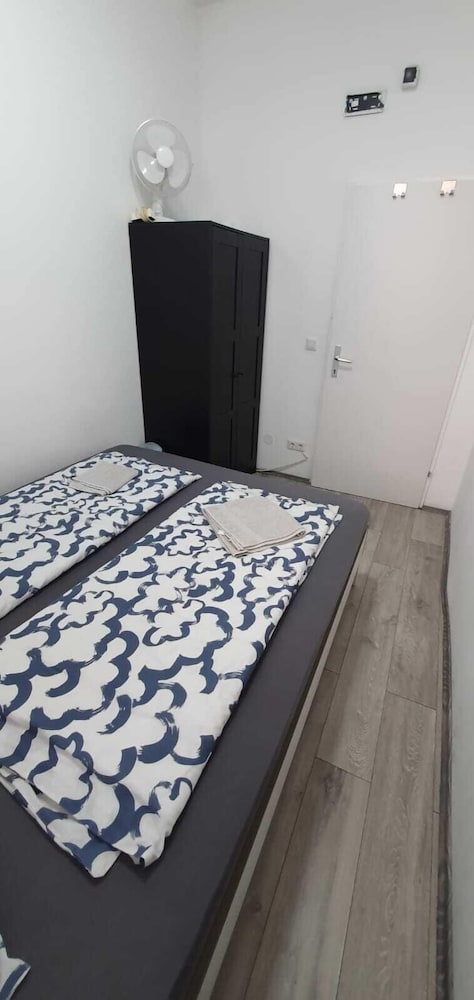 Spacious 5BR Apt 6 to Min Enkplatz