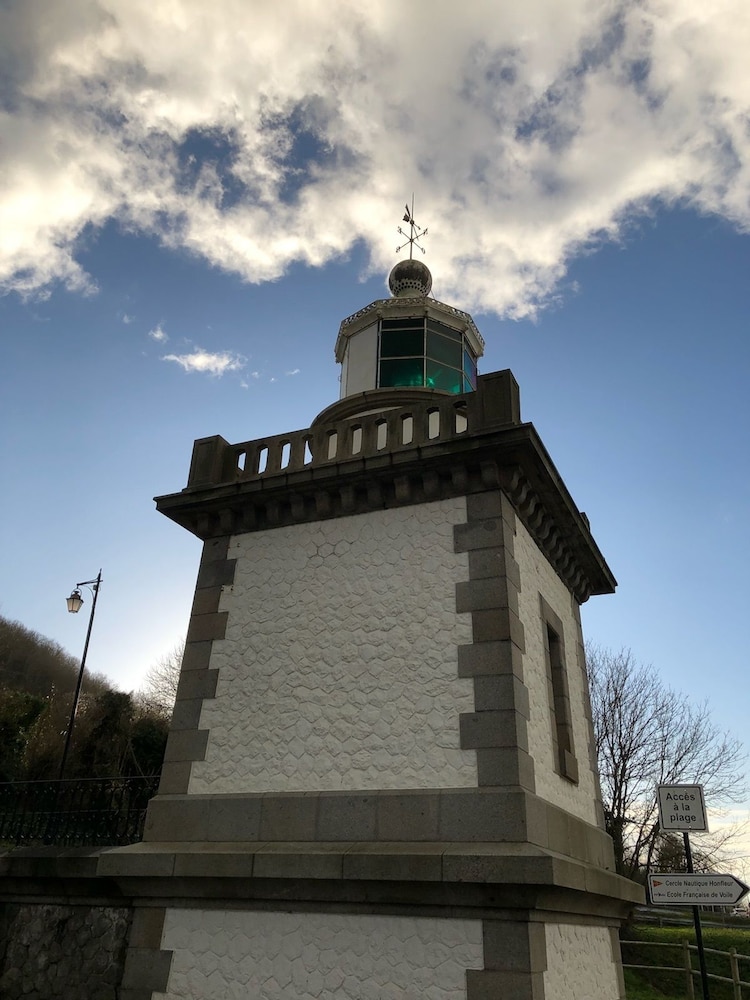 La Cour Sainte Catherine