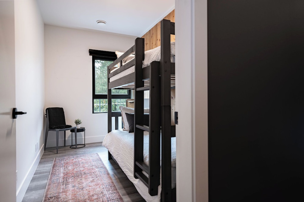 The Begbie Penthouse - Image 5
