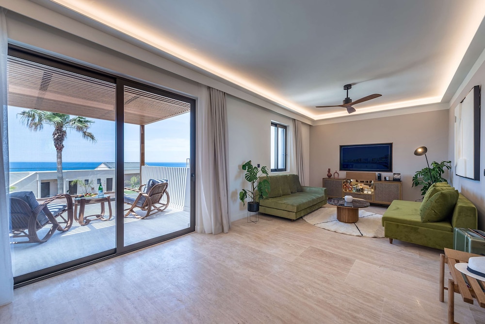 Aulus Chania Resort, Curio Collection by Hilton