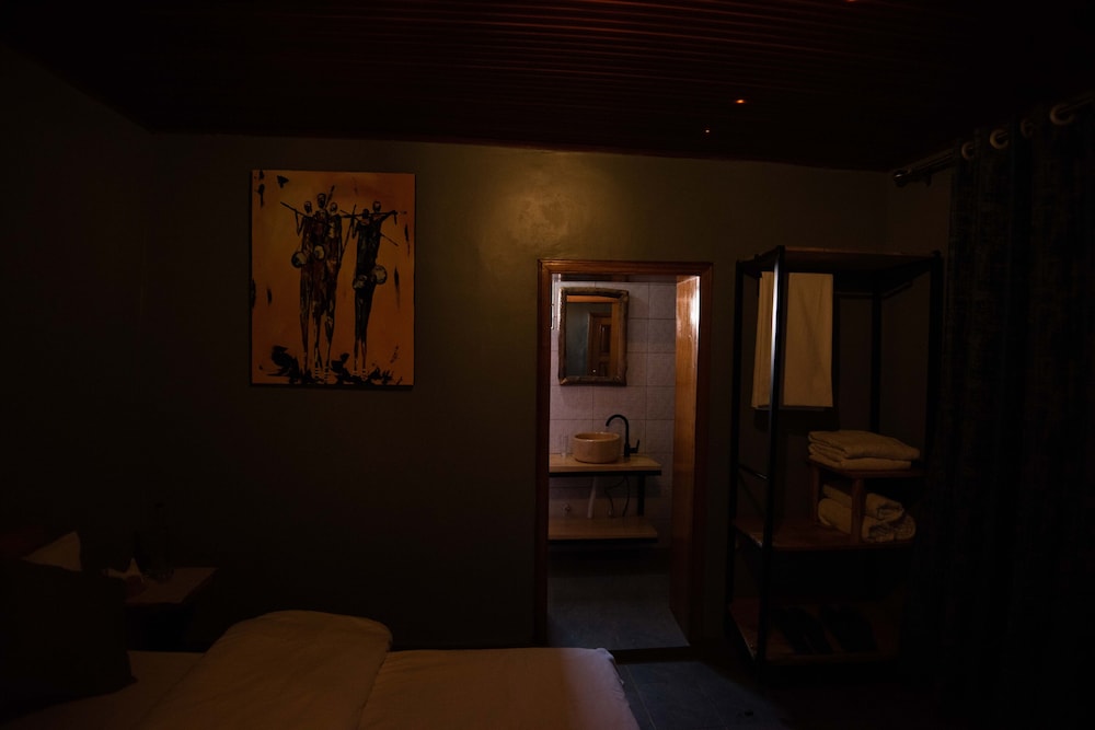 Photo 12