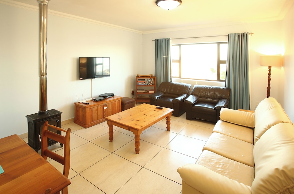 Sa-Ais, Langebaan 6-sleeper