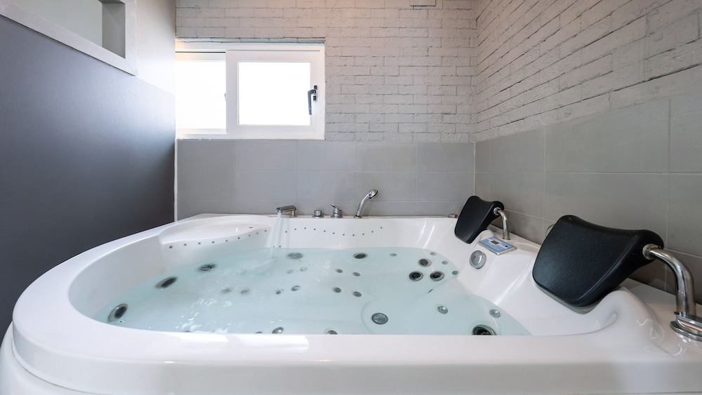 Gyeongju The Stay Spa Pension