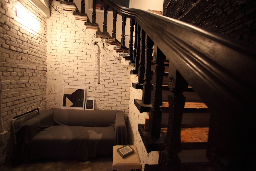 House740