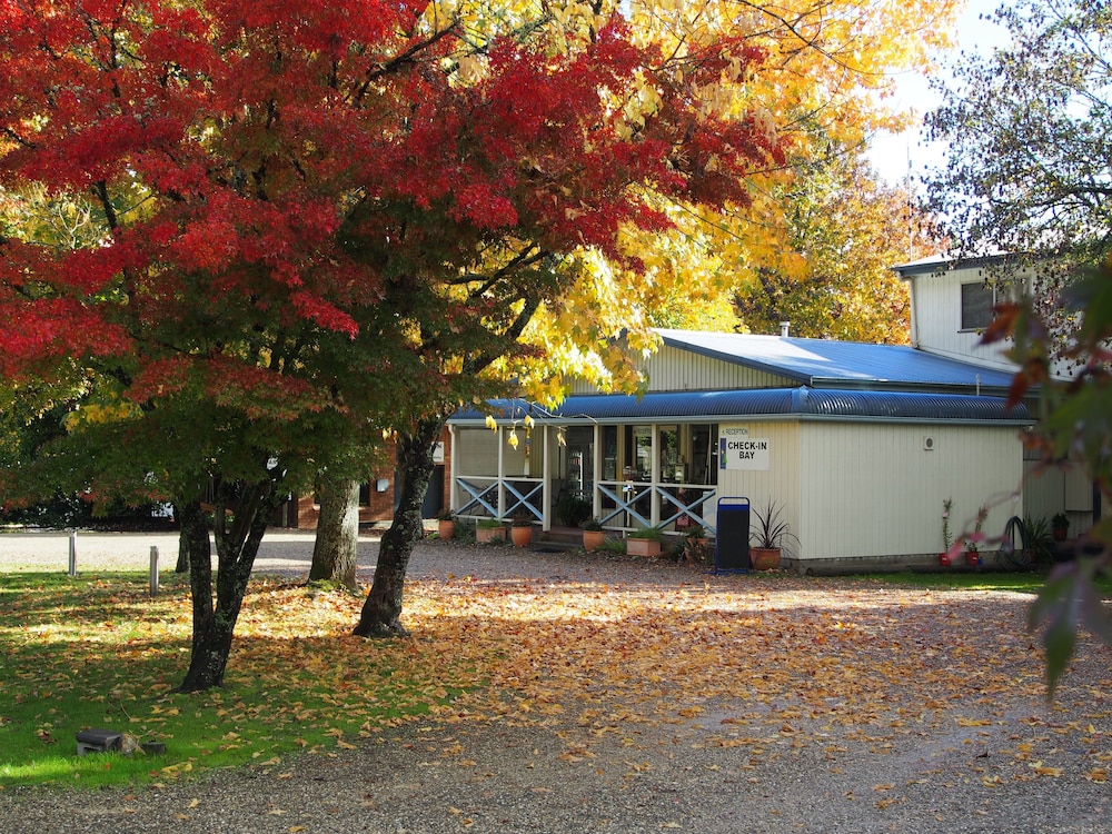 Hotel Porepunkah Pines Holiday Park