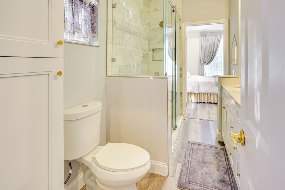 6 Mi to Dtwn: Pet-friendly Retreat in Fort Pierce!