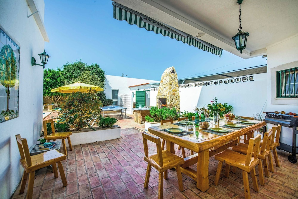 Villa Rebela