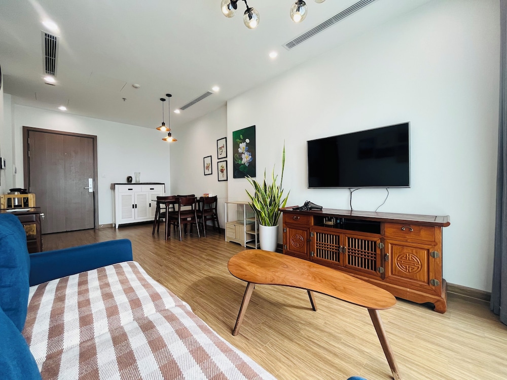 Vinhome Sky Lake-Sunhometel