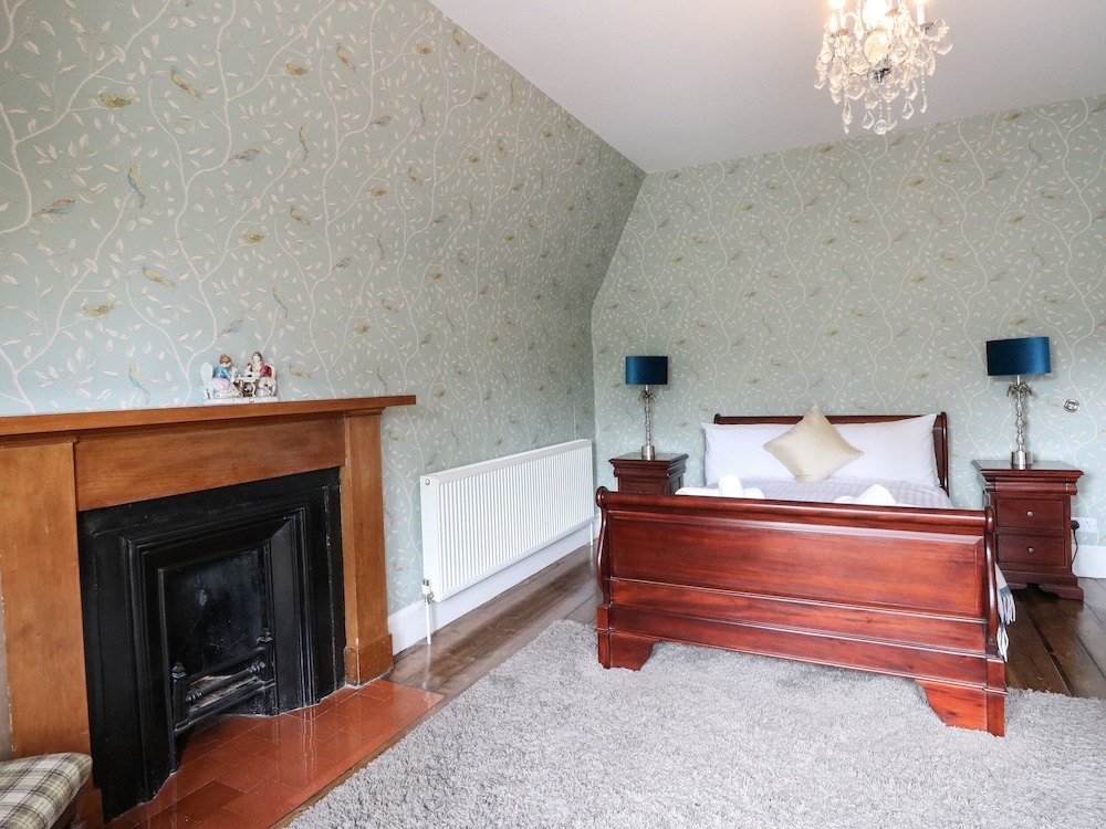 Bearnock Lodge