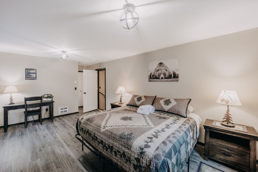 89GS - Hot Tub - Pets Ok - WiFi - Sleeps 4 view 4