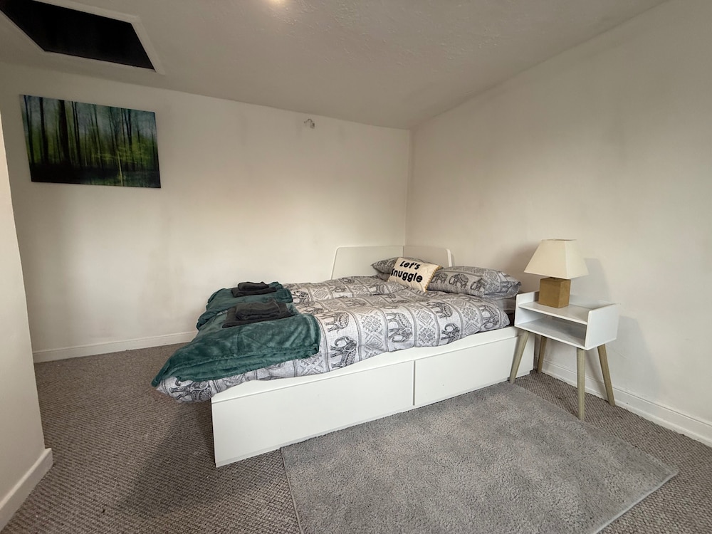 3-bed Cherry Cottage - Walk to Bicester Village