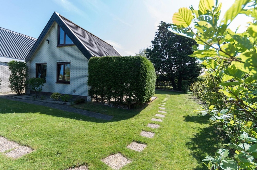 Bungalow in North Holland Coast