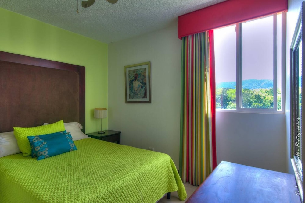 Best Price Penthouse Private Rooftop Jaco Beach view 4