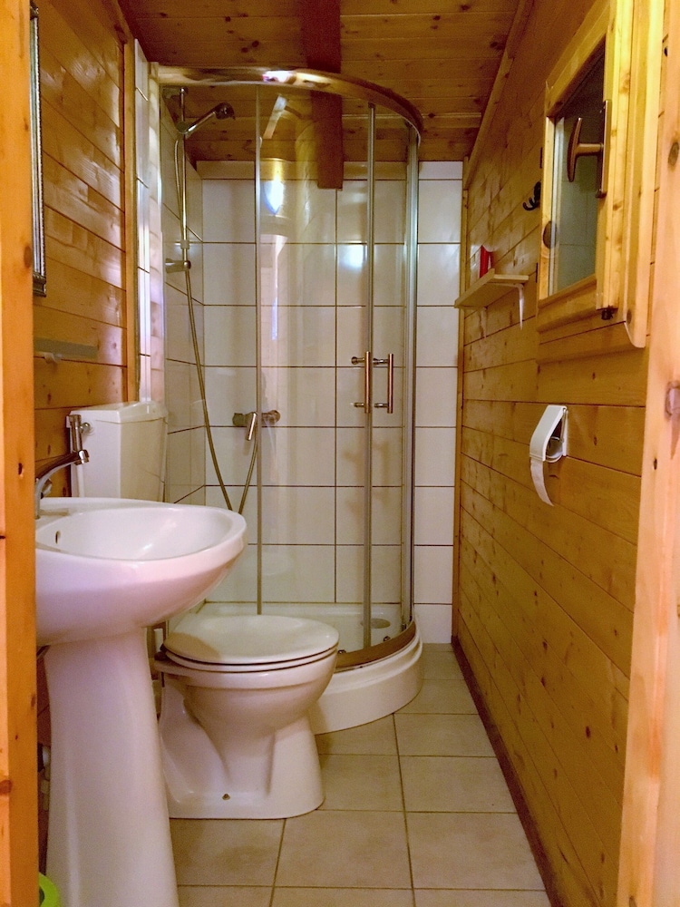 Room in Bungalow - Greenchalets Bungalow Tuscany Viareggio view 3