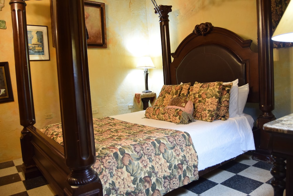 The Gallery Inn - Property Image 56