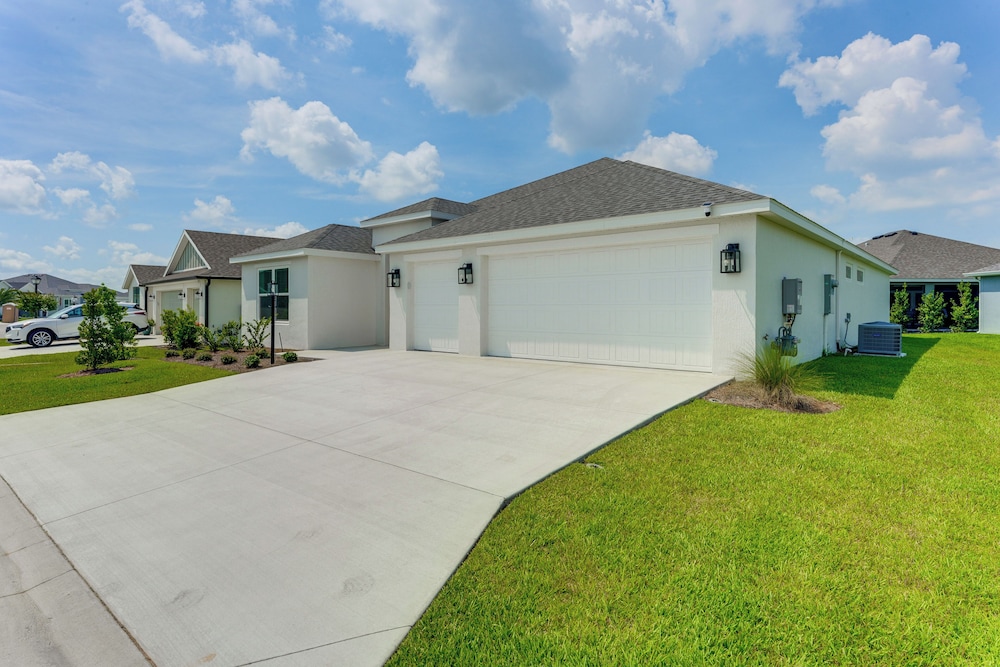 New Designer Home in The Villages: Shady Brook