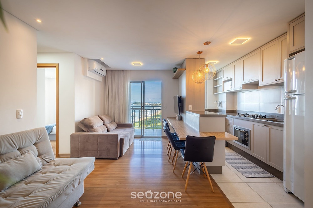 VAC - Beachfront Condo in Itajuba Beach