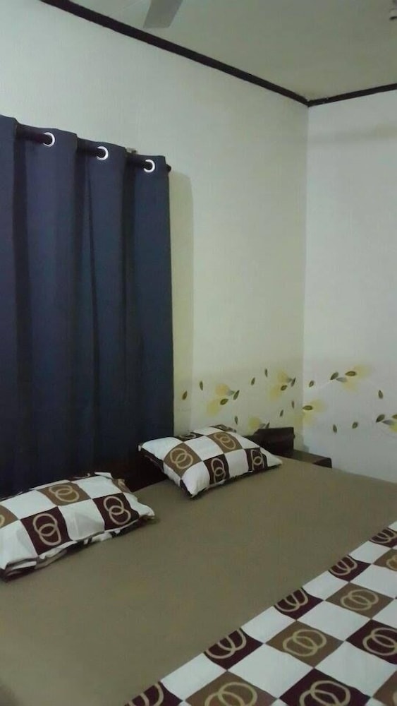 Inn-Syde Guest House
