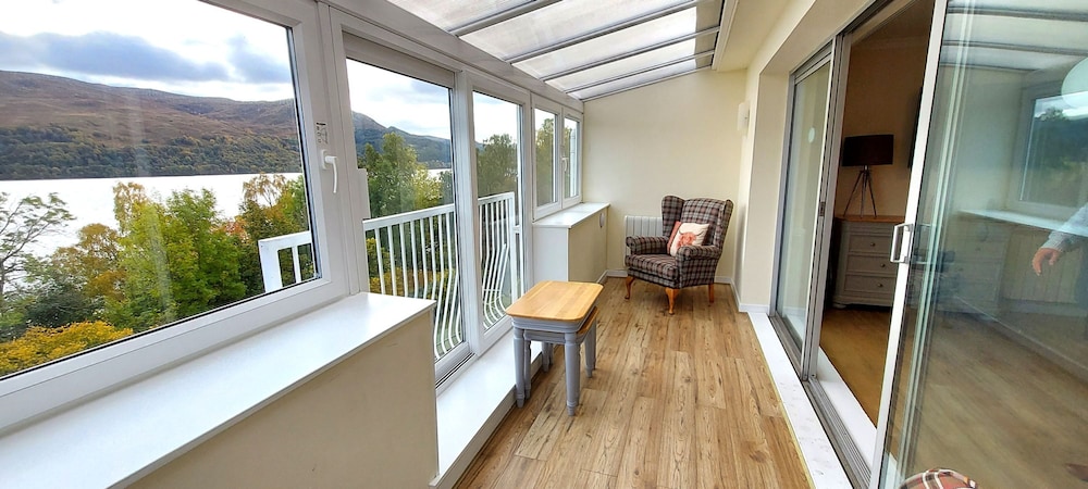 Loch Rannoch Highland Club Pine Marten Lodge 08