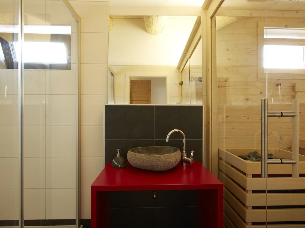 Chalet in Ladis by Ski Slope & Sonnenbahn