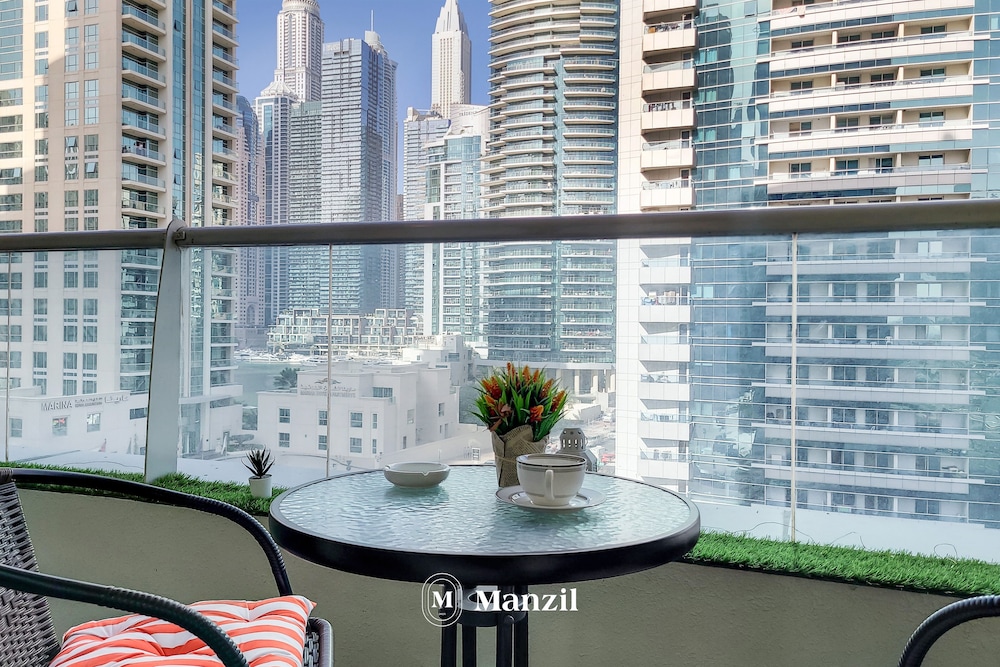 Manzil-Cozy 1BR in Marina with City View