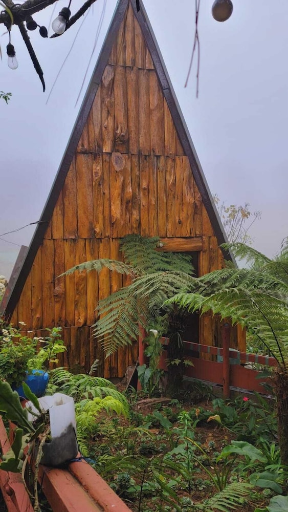 Hostal El Pital Lecho de Flores
